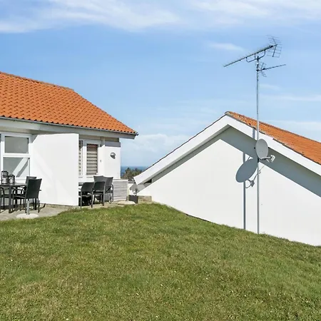 Roger - 400m From The Sea By Interhome *