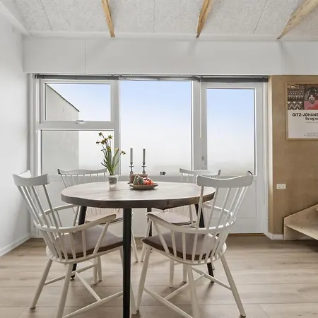 Roger - 400m From The Sea By Interhome *